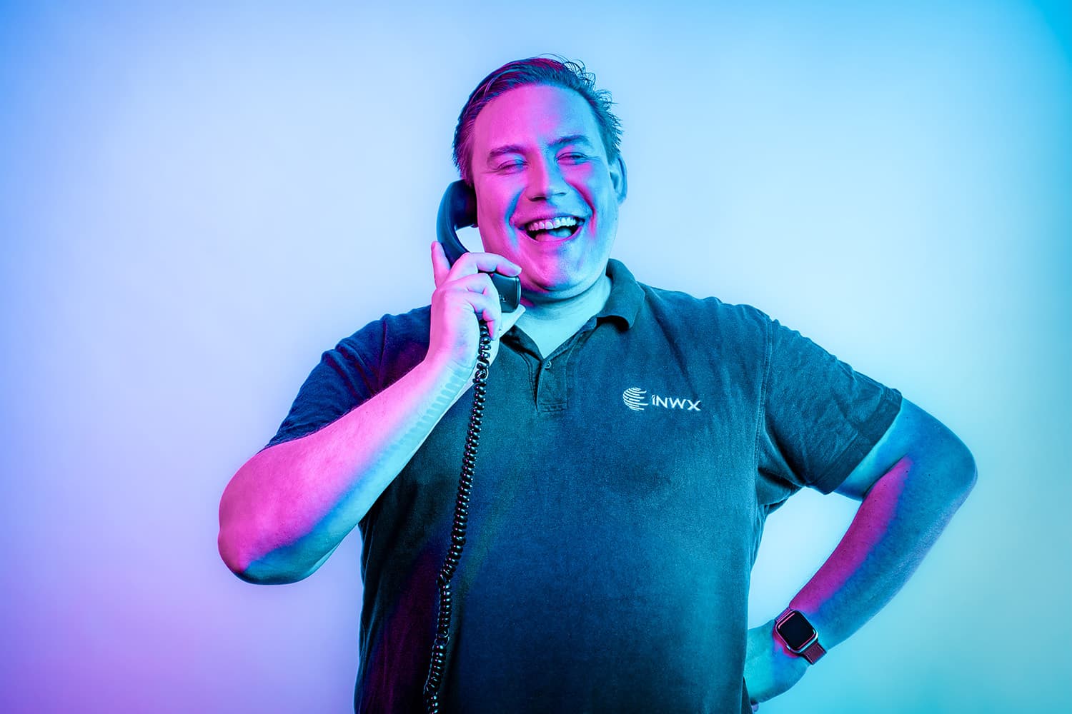 Hombre al teléfono